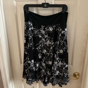 EUC Dress Barn reversible print skirt. Size 3X